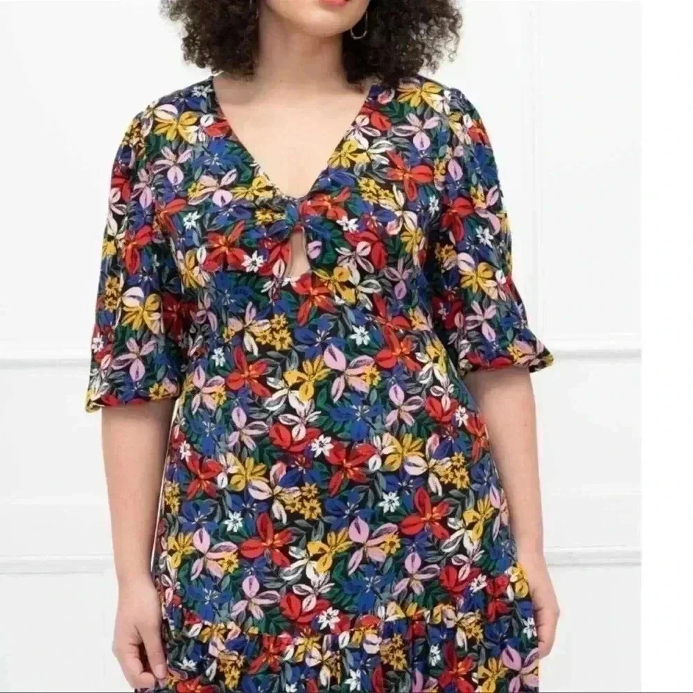NWOT Eloquii Plus Size Knot Front Floral Knee Length Dress Size 18.